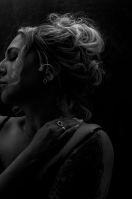 Zdjęcie profilowe nowego portfolio użytkownika Wielokropek_w_pozie
