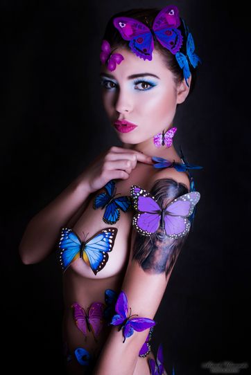 Zdjęcie z portfolio marek (Fotograf), przedstawiające motyle, makijaż