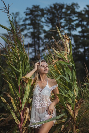 Zdjęcie z portfolio dombroslaw (Fotograf), przedstawiające sensual, bielizna