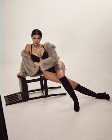 Zdjęcie z profilu mowmimeg (Modelka) w kategorii Erotyka