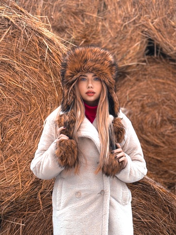 Najlepiej oceniane zdjęcie, wybrane z portfolio Olivka, przedstawiające portret