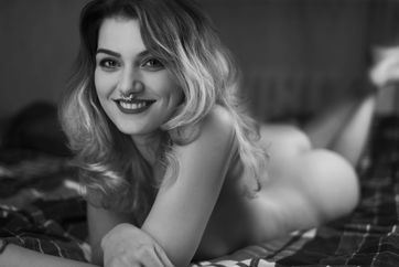 Zdjęcie z portfolio marek (Fotograf), przedstawiające czarnobiałe, sensual