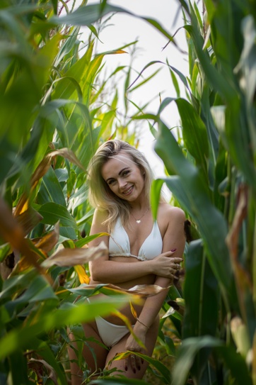 Zdjęcie z portfolio dombroslaw (Fotograf), przedstawiające sensual, bielizna