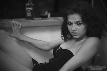 Zdjęcie z portfolio marek (Fotograf), przedstawiające sensual, jackdaniels
